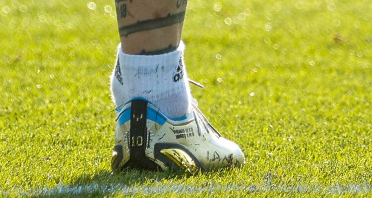 Lionel Messi preocupó a Argentina por el estado de su tobillo.