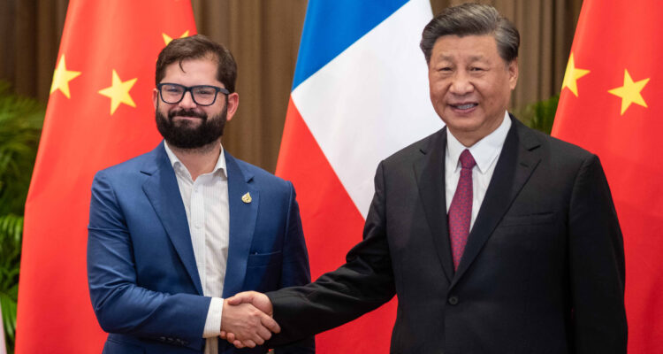 Gabriel Boric y Xi Jinping