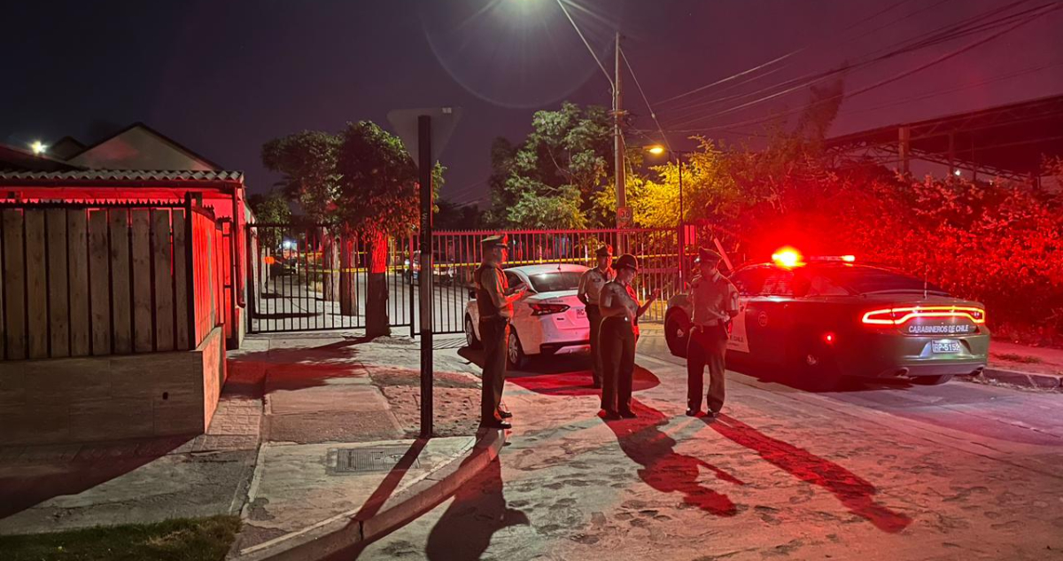 Maipú carabinero balea a hombre que intentó atropellar a funcionario tras huir de una fiscalización