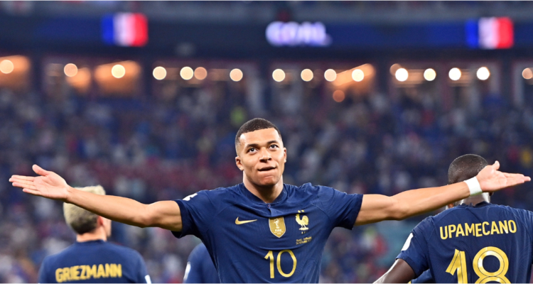 Francia vence a Dinamarca en el estadio 974.