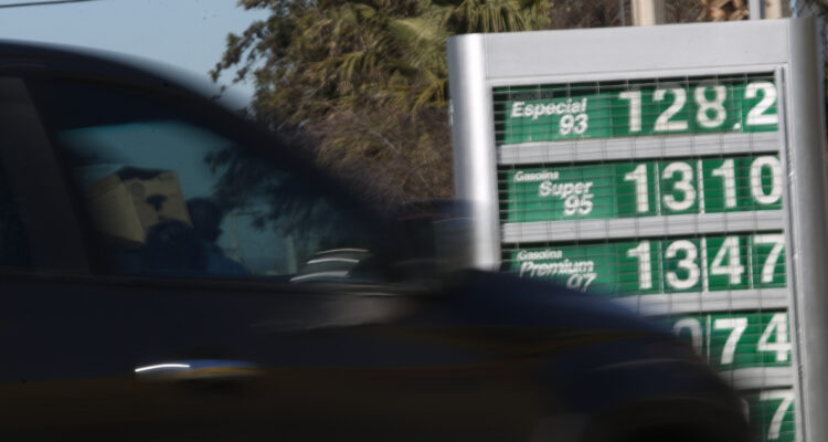 Mepco bajo presión: mecanismo estatal para regular las bencinas comenzaría a agotarse