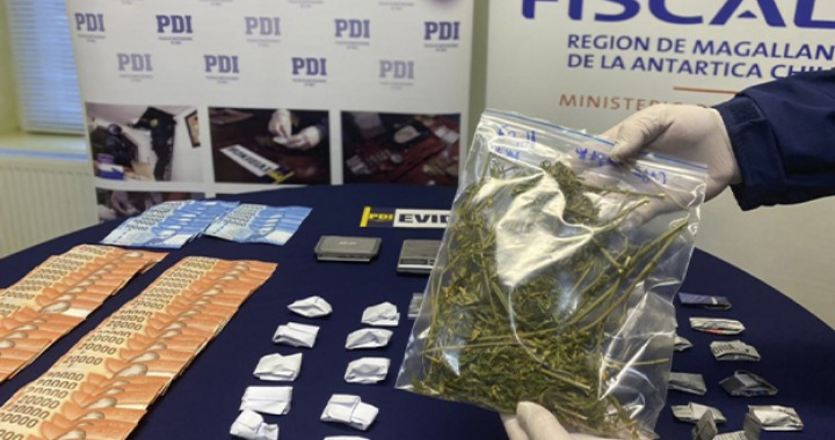 Evidencia de drogas por microtráfico
