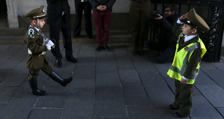 Foto contexto Día del Carabinero