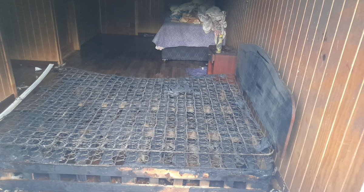 Confirman que dos niños de 4 y 5 años estaban al interior de casa patronal atacada en Collipulli