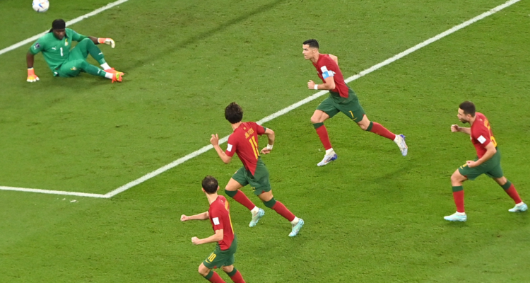 Portugal saca ventaja ante Ghana.