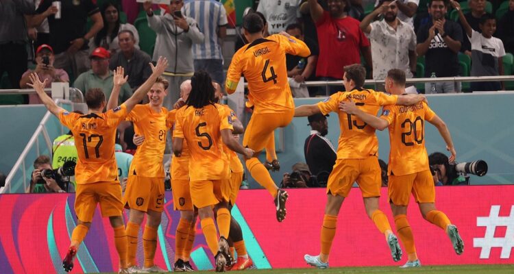 Países Bajos venció con sufrimiento a Senegal