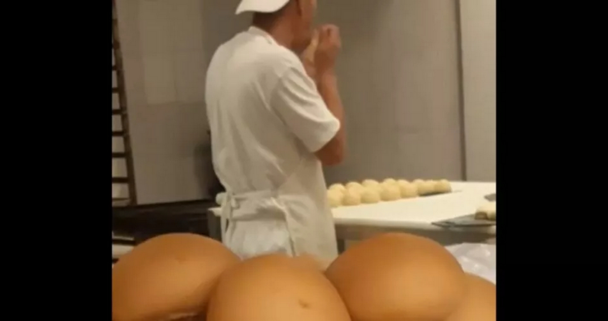 Confirman despido de panadero que lamió las masas en supermercado de Antofagasta