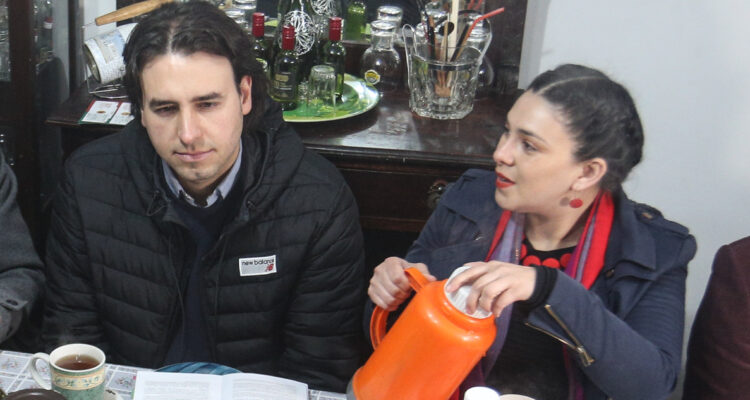 Vlado Mirosevic y Karol Cariola