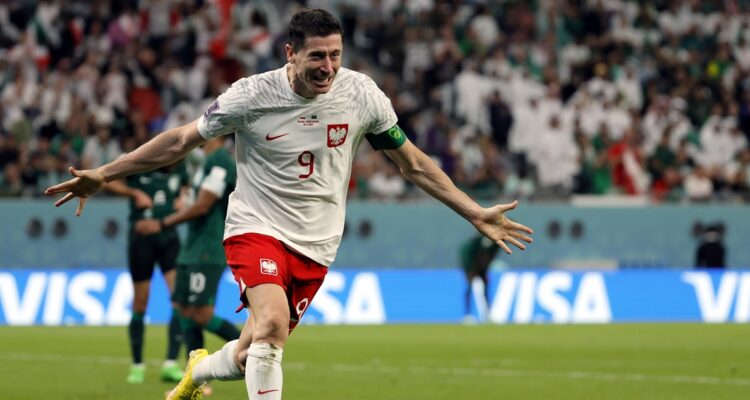 Polonia venció a Arabia Saudita e ‘incendia’ el Grupo C de Qatar 2022.