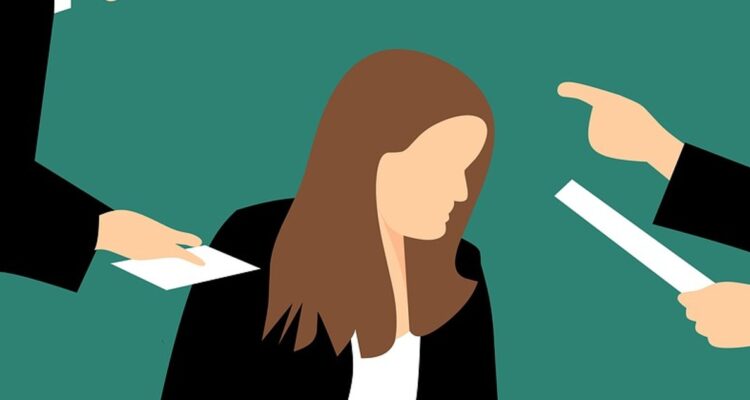 Sindicatos de Europa piden a jefaturas no discriminar a trabajadores víctimas de “porno venganza”