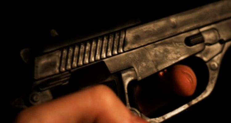 Jóvenes sufren portonazo en Vitacura tras asistir a concierto: delincuentes dispararon a carabineros