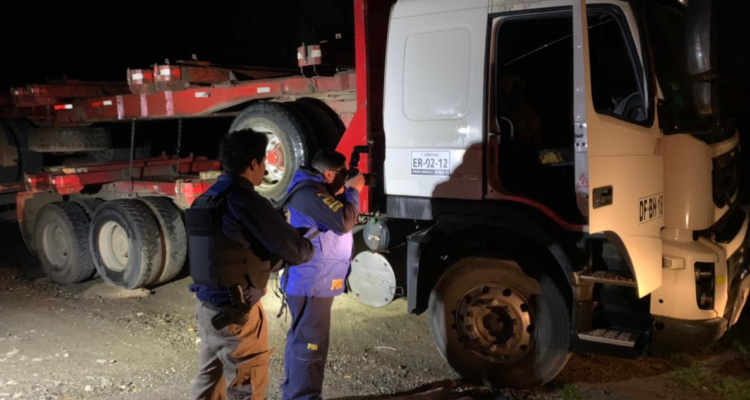 Queman camión en radio urbano de Purén