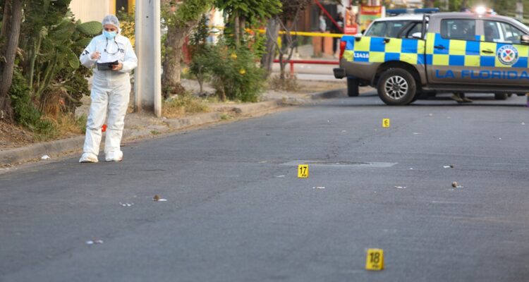 Delegada anuncia querella por balacera en La Florida y reafirma énfasis de plan para incautar armas