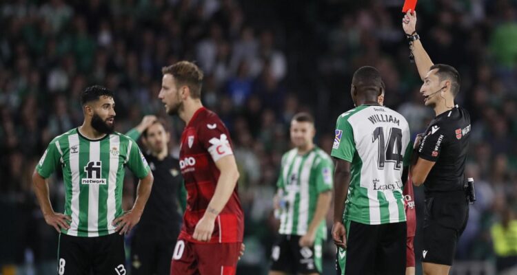 Betis y Sevilla igualaron en clásico de La Liga