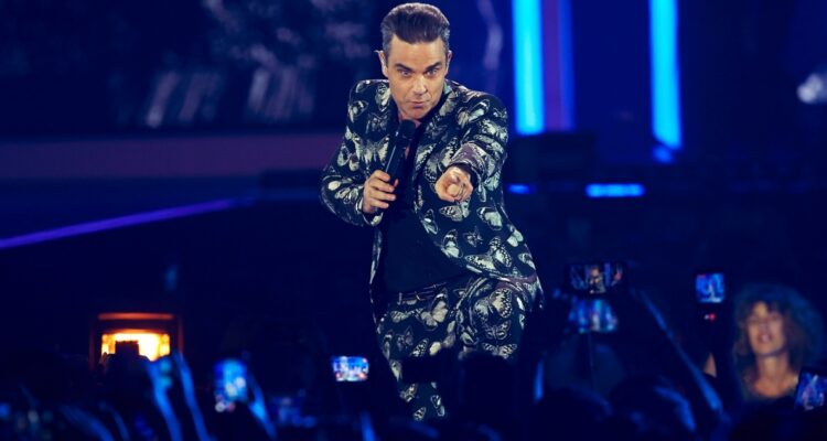 Robbie Williams defiende su participación en el Mundial de Qatar: “Sería hipócrita no actuar”
