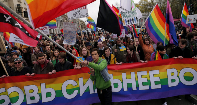Rusia prohíbe “propaganda de relaciones no tradicionales”: incluyen la comunidad LGBT y la pedofilia