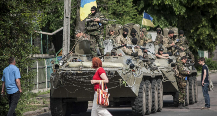 ¡Retirada!: Rusia sale de la anexionada ciudad ucraniana de Jersón, la única capital bajo su control