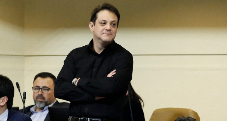 PDG remueve a diputado Gaspar Rivas de Comisión de Personas Mayores para concretar censura