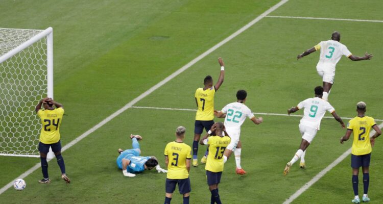 Senegal deja a Ecuador fuera del Mundial en Qatar