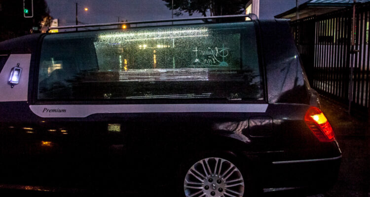 FNE detecta diferencias de precios de hasta un 29% en los servicios funerarios