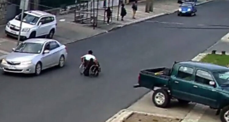 Condenan a desalmado que asaltó a discapacitado para robarle su silla de ruedas en Punta Arenas