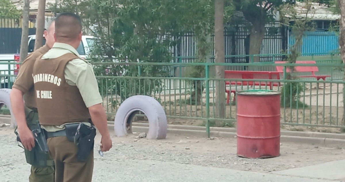 Sorprenden a hombre trasladando tambor con mujer descuartizada en su interior en San Ramón
