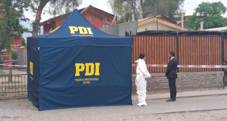 Sorprenden a hombre trasladando tambor con mujer descuartizada en su interior en San Ramón