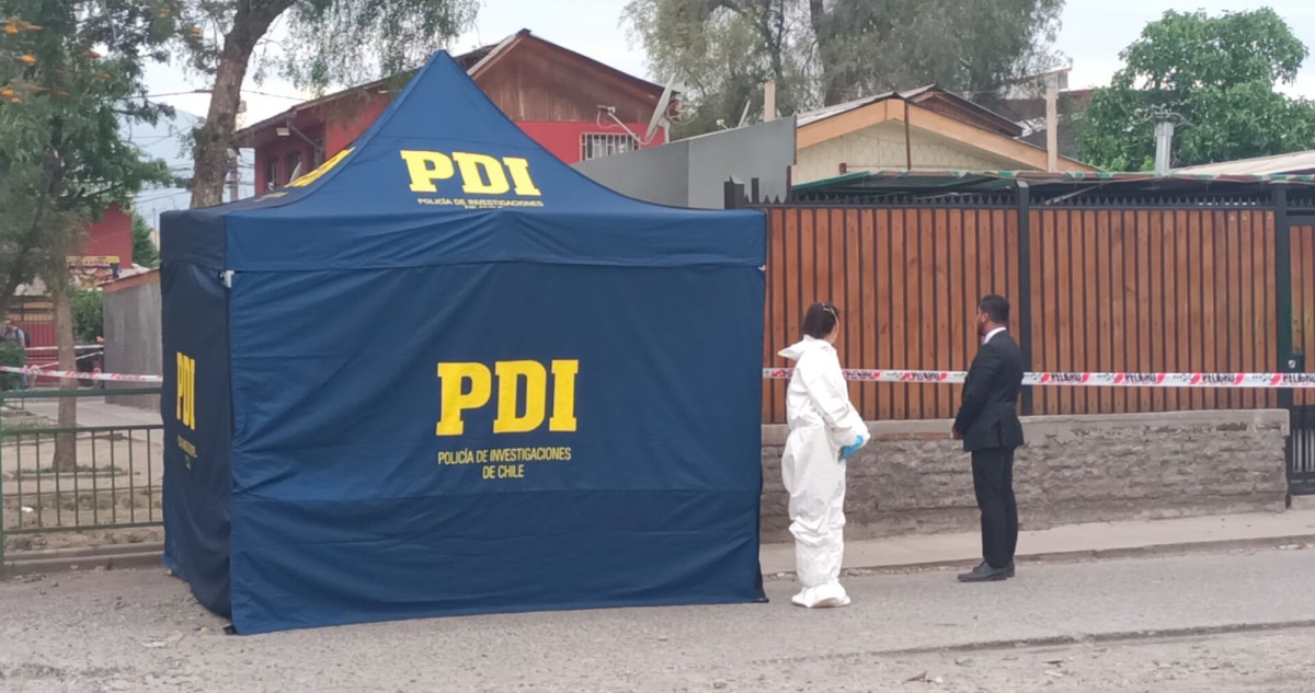 Sorprenden a hombre trasladando tambor con mujer descuartizada en su interior en San Ramón