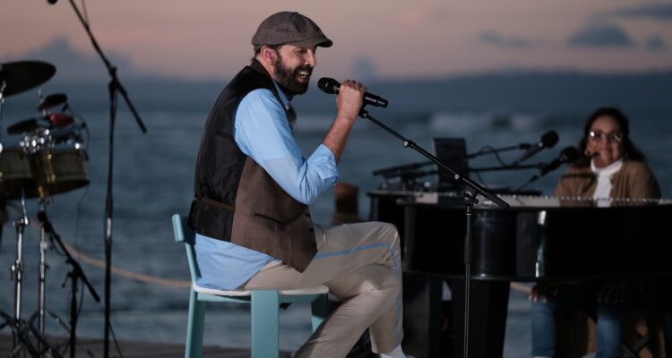 Staff de Juan Luis Guerra sufre robo en la previa de concierto en Chile: ¿Está en riesgo el show?