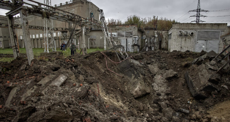 Ucrania busca convertir escenarios bélicos en destinos turísticos