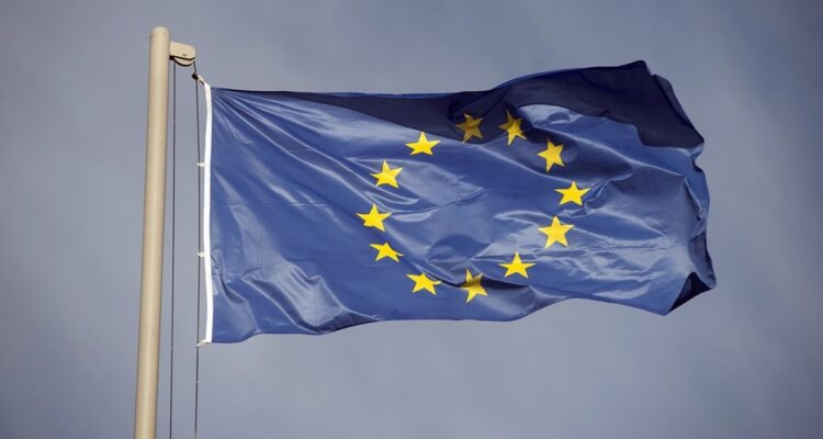 La UE quiere pronto soluciones conjuntas con EEUU por su ley anti inflación