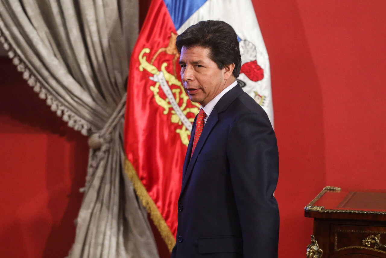 Congreso de Perú investigará cinco denuncias constitucionales contra Castillo