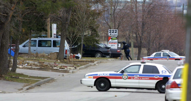 Canadá: grupo de 8 adolescentes asesinan a hombre que vivía en la calle por una botella de alcohol
