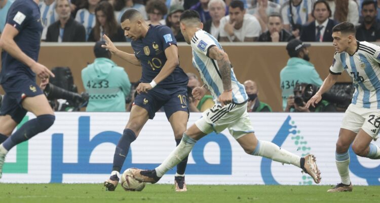 En Argentina piden que Francia deje de llorar por la final de Qatar 2022.