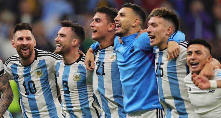 Argentina vuelve a una final del Mundial y la prensa trasandina reacciona con euforia.