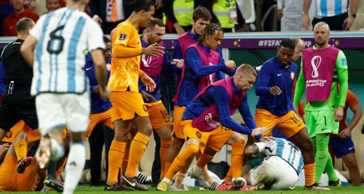 El final del duelo entre Argentina y Países Bajos sigue generando repercusiones en Qatar 2022.