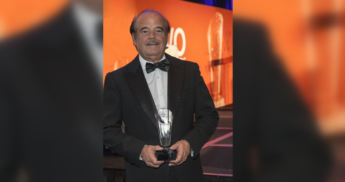 Gerente de BCI compró acciones en plazo no permitido a sociedad donde su hermano es director