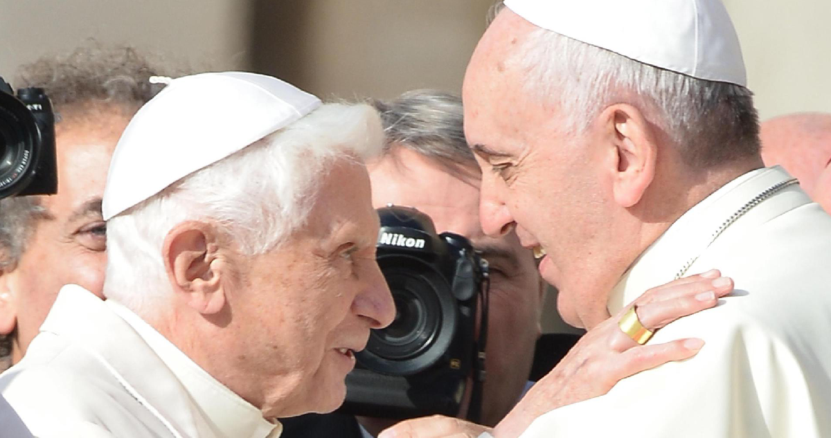 Benedicto XVI: de la histórica renuncia a la inédita convivencia entre dos papas