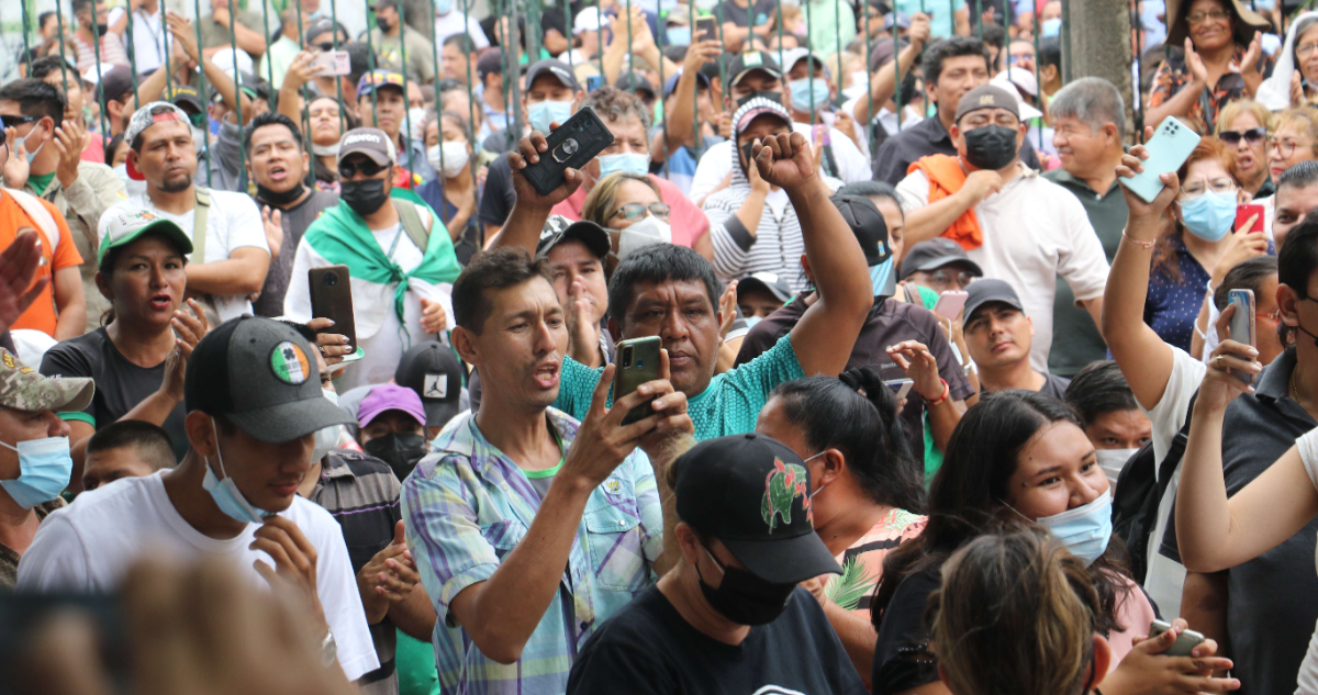 Bolivia: Santa Cruz inicia paro de 24 horas tras detención de gobernador