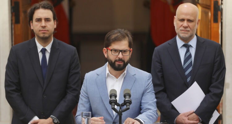 Boric destaca acuerdo constituyente con expertos: “Hay un aprendizaje de los procesos anteriores”