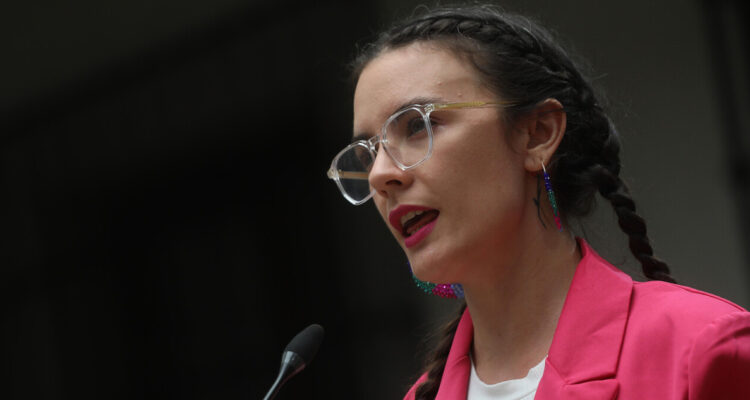 Vallejo confirma “telefonazo” de Boric a la Corte Suprema: “Lo raro sería que no hubiera comunicación”