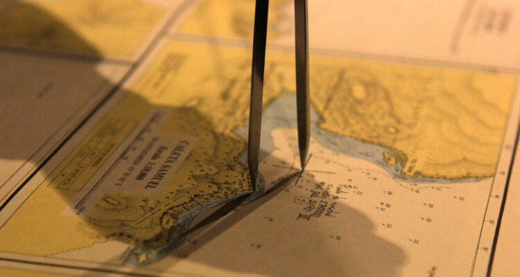 Vecinos piden medidas tras arriesgado viaje por mar de paciente desde Caleta Cóndor