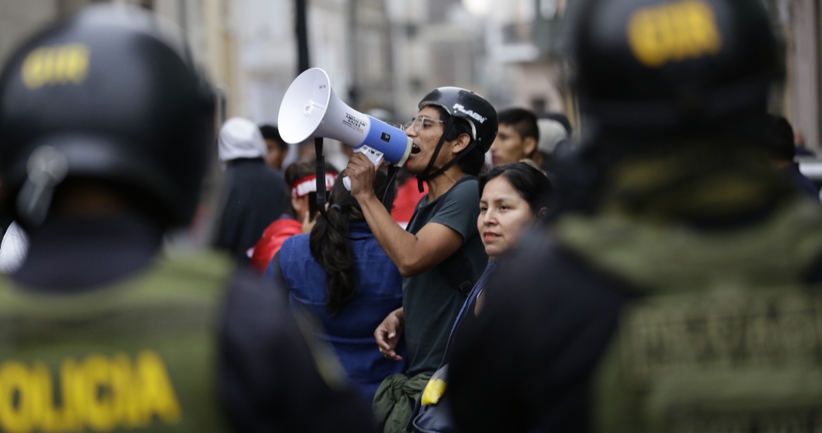 Cancillería chilenos crisis Perú