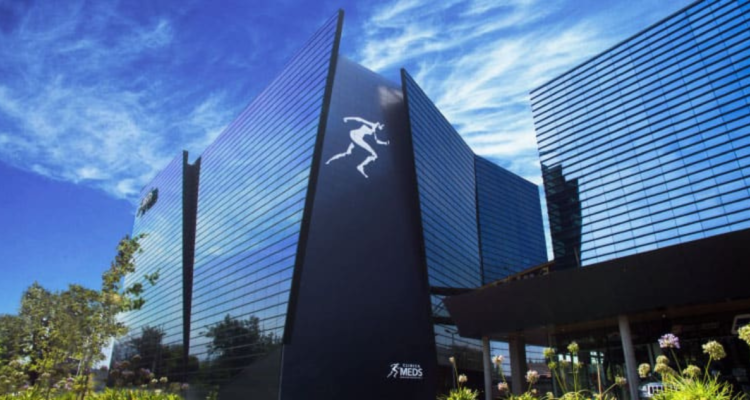 Imagen de la fachada de la Clínica MEDS ubicada en el sector La Dehesa