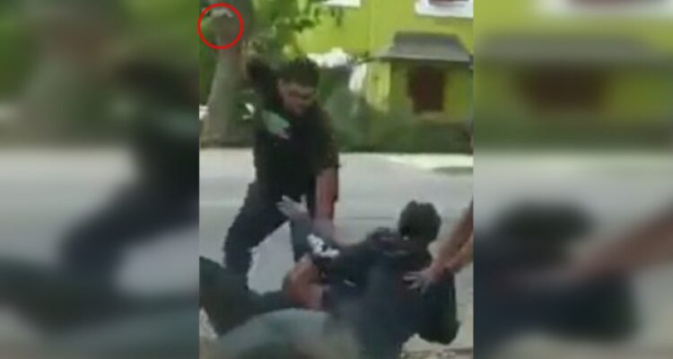 Conductor amenaza con cuchillo a mamá y su hija tras discusión vial en Santiago