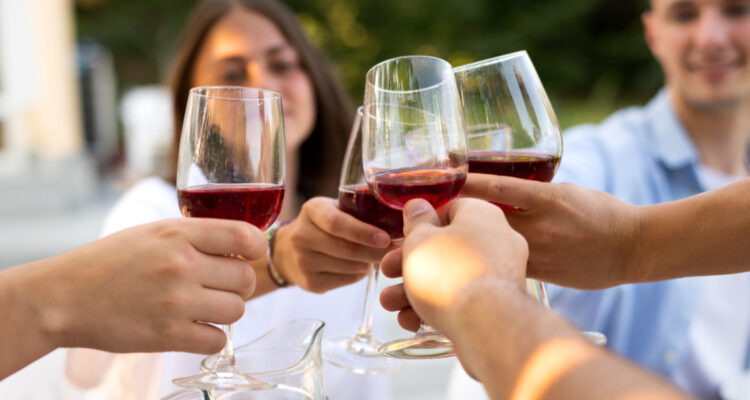 Corporación María Ayuda hará gala de vinos para recaudar fondos