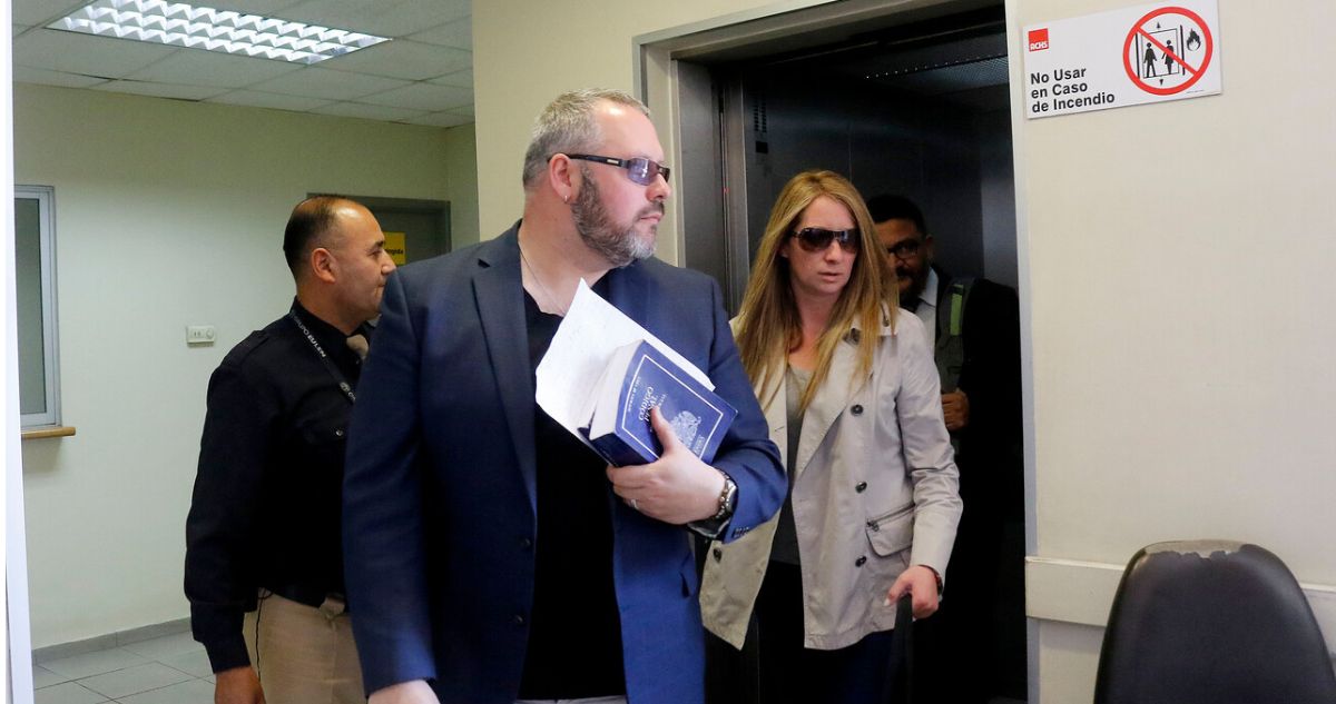 Actual pareja de Sebastián Dávalos demanda a Natalia Compagnon para que desaloje casa en la que vive