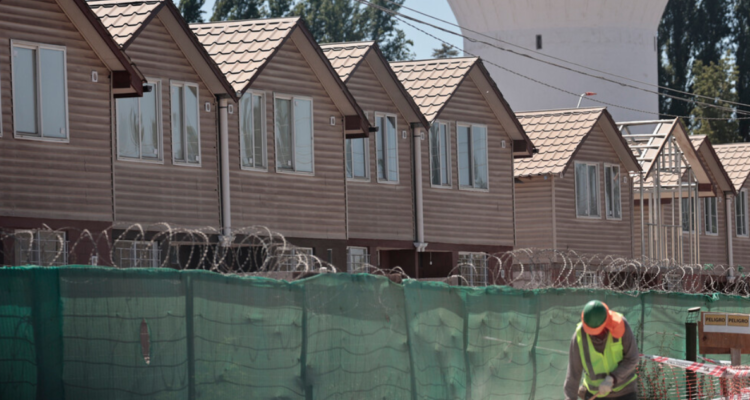 Aproximadamente 3 mil familias de la comuna de Los Lagos no cuentan con una vivienda propia