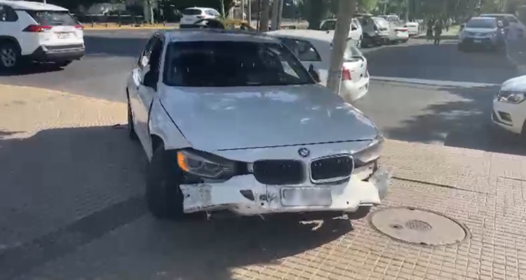 Detienen a adolescente tras robo de auto de alta gama en Las Condes