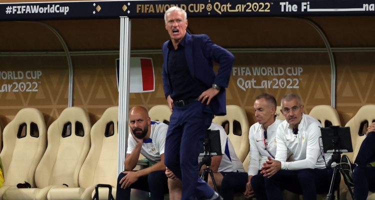 Las redes sociales arden en contra de Didier Deschamps.